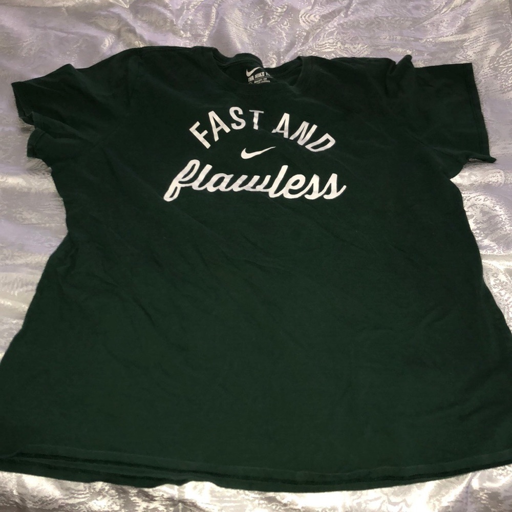 Nike tee shirt